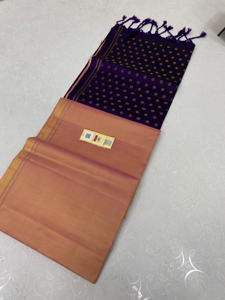 Plain Soft Silk Saree with Contrast Designer Pallu & Blouse