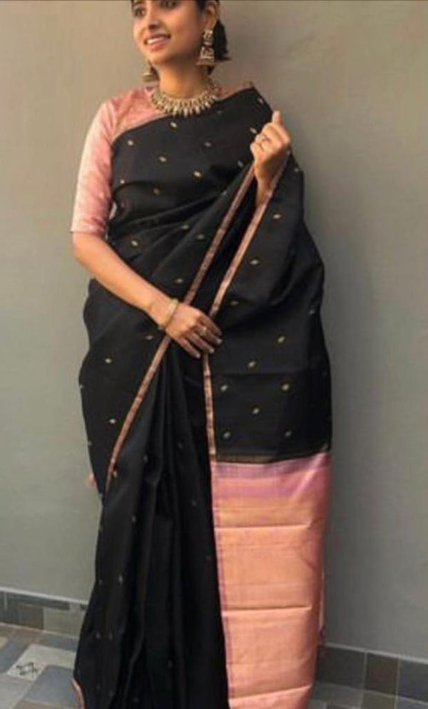 Black Handloom Kanchipuram Silk Saree with Contrast Pallu & Blouse