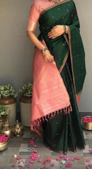 Green Handloom Kanchipuram Silk Saree with Contrast Pallu & Blouse