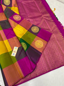Borderless Traditional Paazhum Pazham Design Classic Kanchipuram Silk Saree