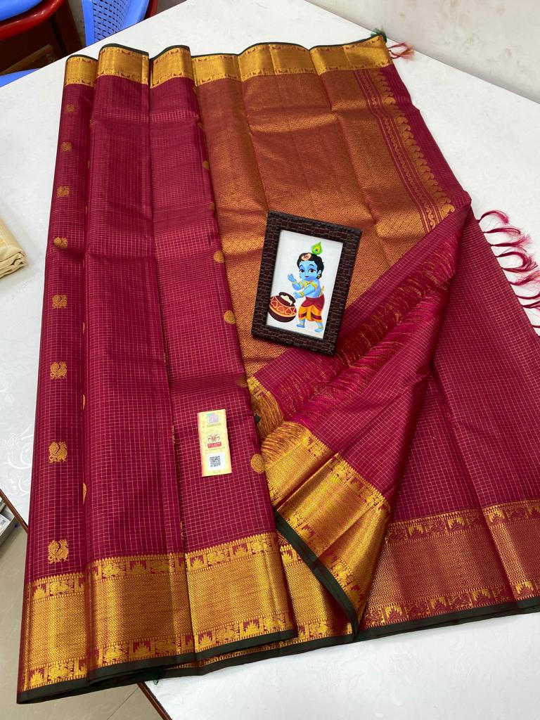 Catalogue - Traditional Zari Checked Handloom Kanchipuram Silk Sarees