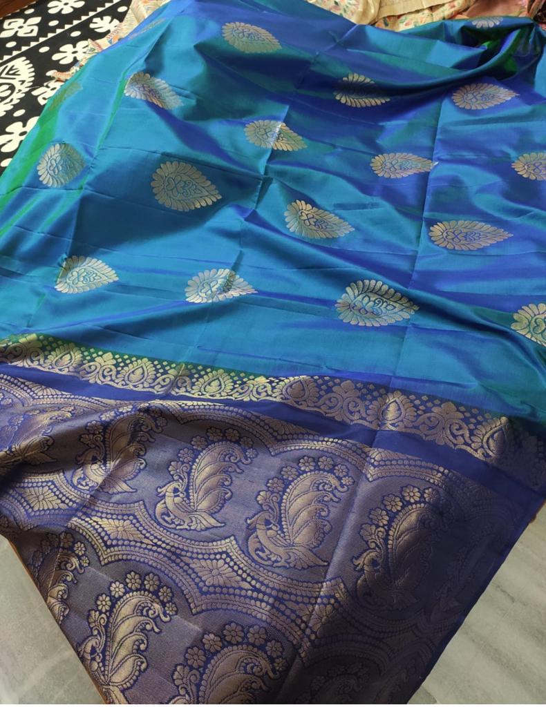 Dual Shade Peacock Blue Borderless Soft Silk Saree