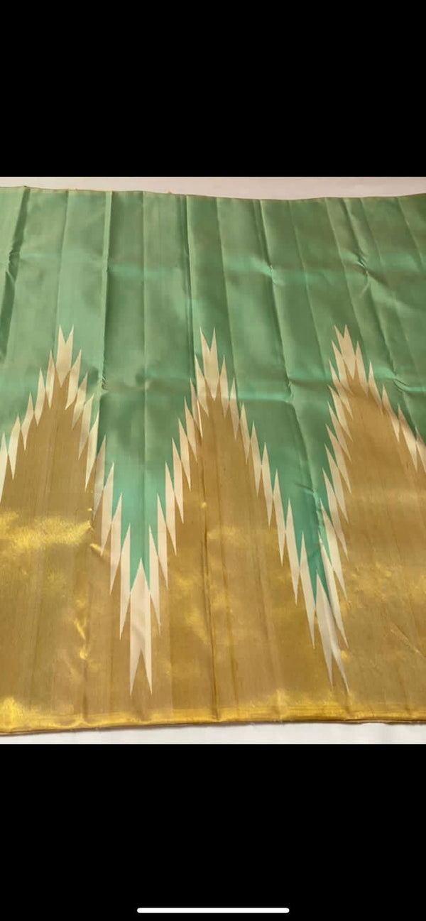 Pastel Green 8 Kol Korvai Weaving Long Temple Border Kanchipuram Silk Saree