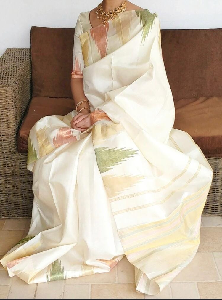 Half White Temple Border Kanchipuram Silk Saree