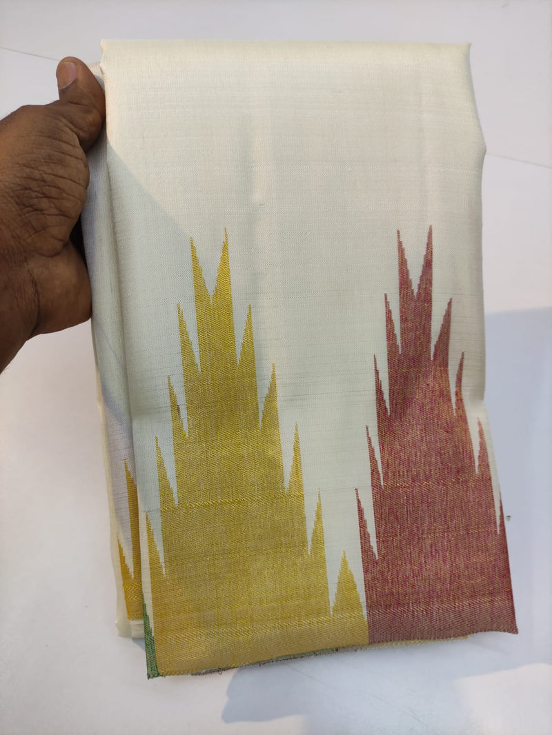 Half White Temple Border Kanchipuram Silk Saree