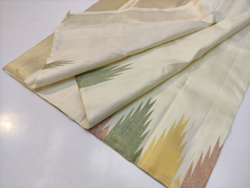 Half White Temple Border Kanchipuram Silk Saree