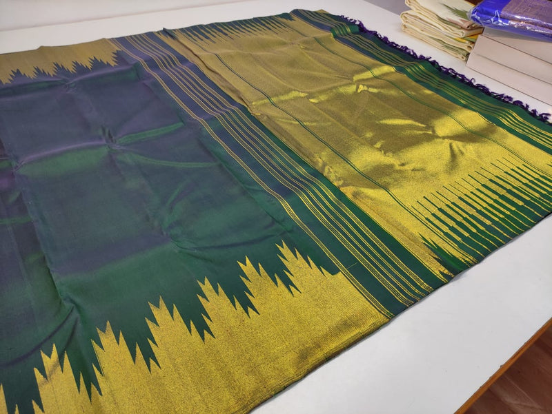 Dual Shade Green 8 Kol Temple Border Handloom Kanchipuram Silk Saree