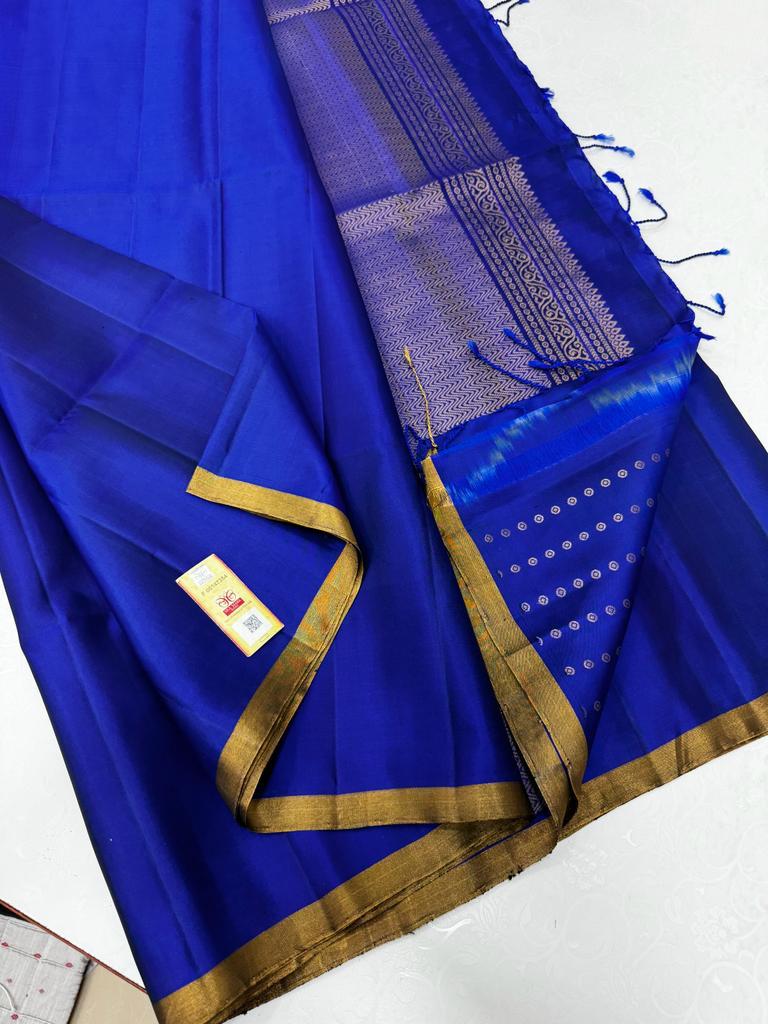 Royal Blue Plain Soft Silk Saree with Designer Pallu and Designer Blouse