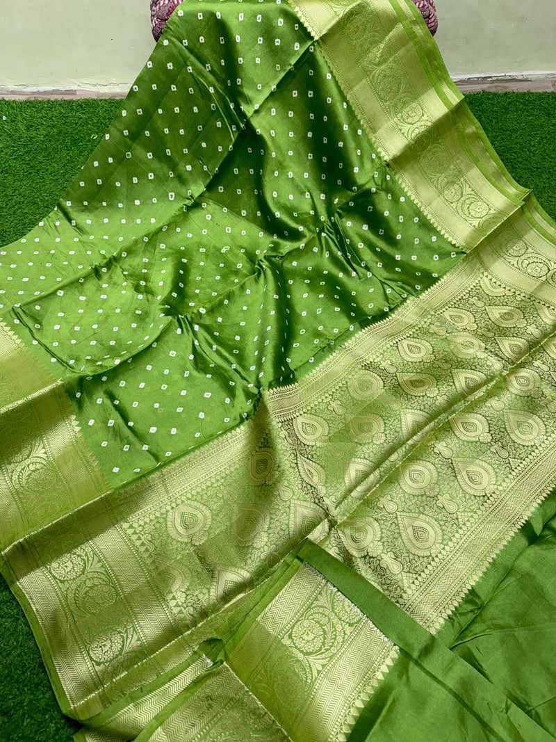 Catalogue - Lite Weight Banarasi Silk Saree with Unique Bandhini Prints