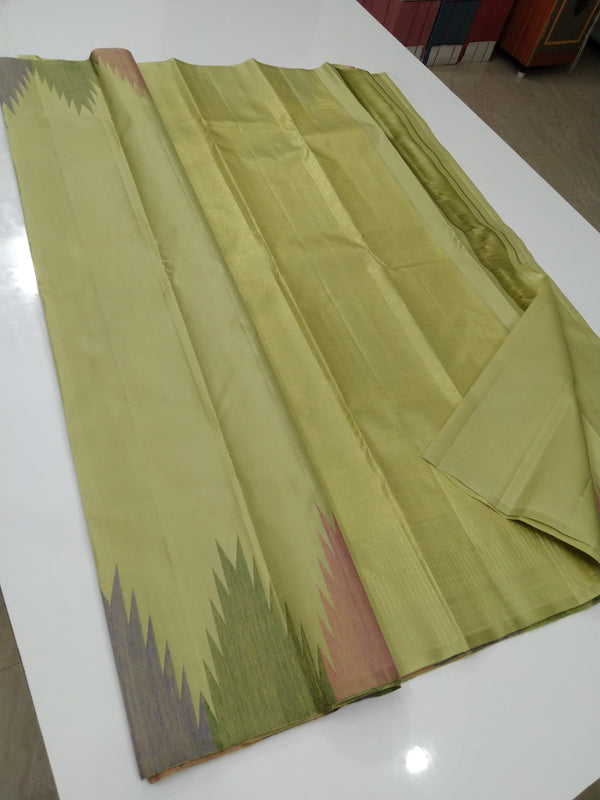 Pistha Green Temple Border Kanchipuram Silk Saree