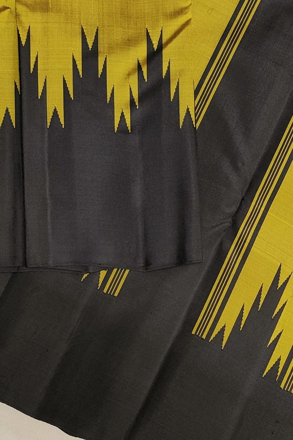 No Zari Kanchipuram - Methi Yellow With Black 8 Kol Korvai Temple Border Handloom Kanchipuram Silk Saree