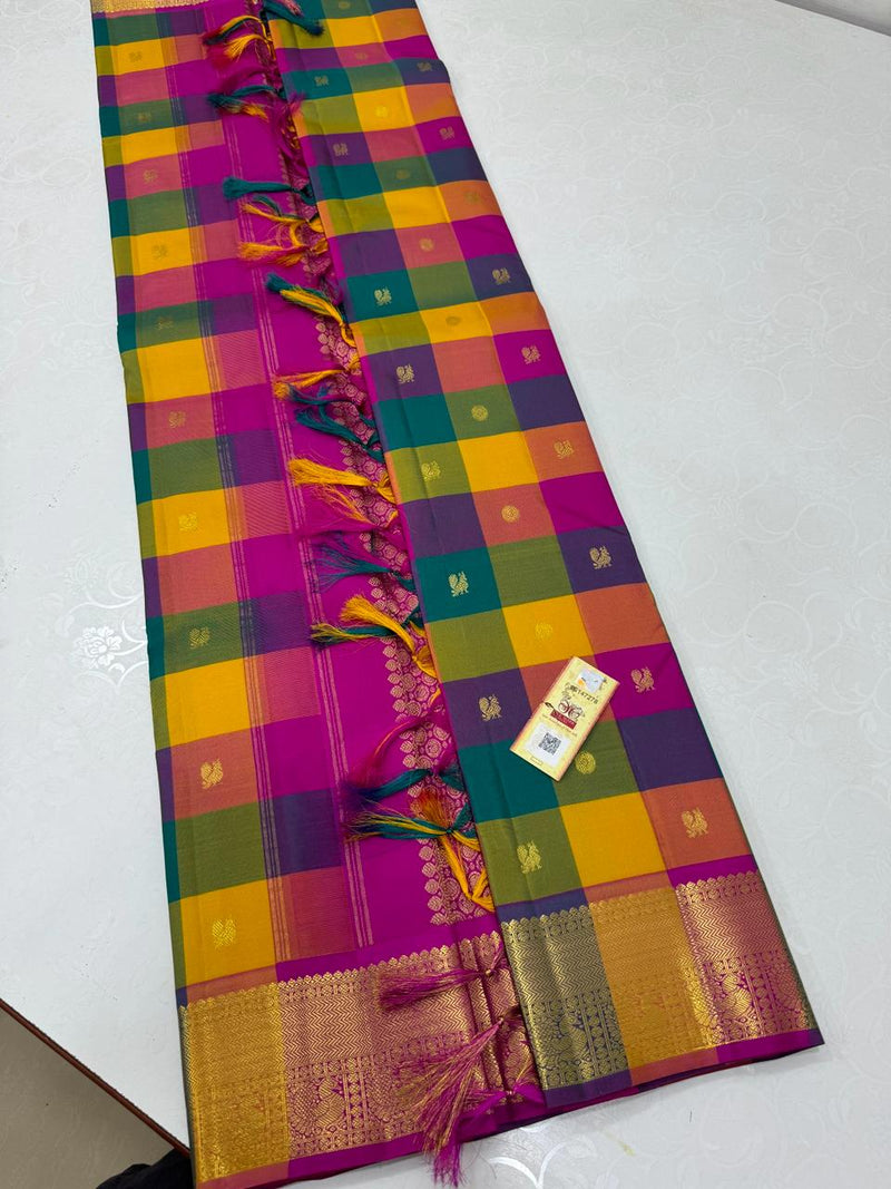 Traditional Paalum Pazhamum Handloom Kanchipuram Silk Saree