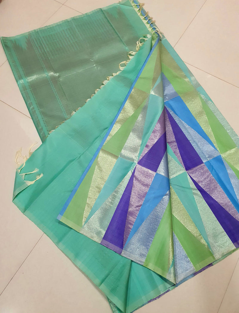 Catalogue - Multi Colour 8 Kol Korvai Temple Design Handloom Kanchipuram Silk Saree