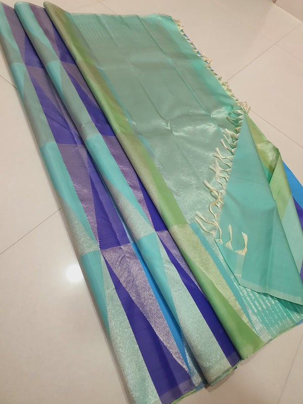 Multi Colour 8 Kol Korvai Temple Design Handloom Kanchipuram Silk Saree