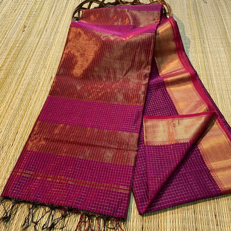 Maheshwari Silk Cotton Zari Checks Sarees