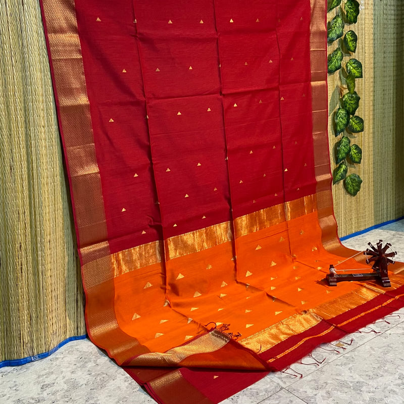 Maheshwari Silk Cotton Triangle Butta Sarees