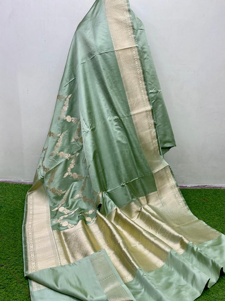 Catalogue - Pure Handloom Banarasi Katan Silk Saree with Kadwa Aada Work