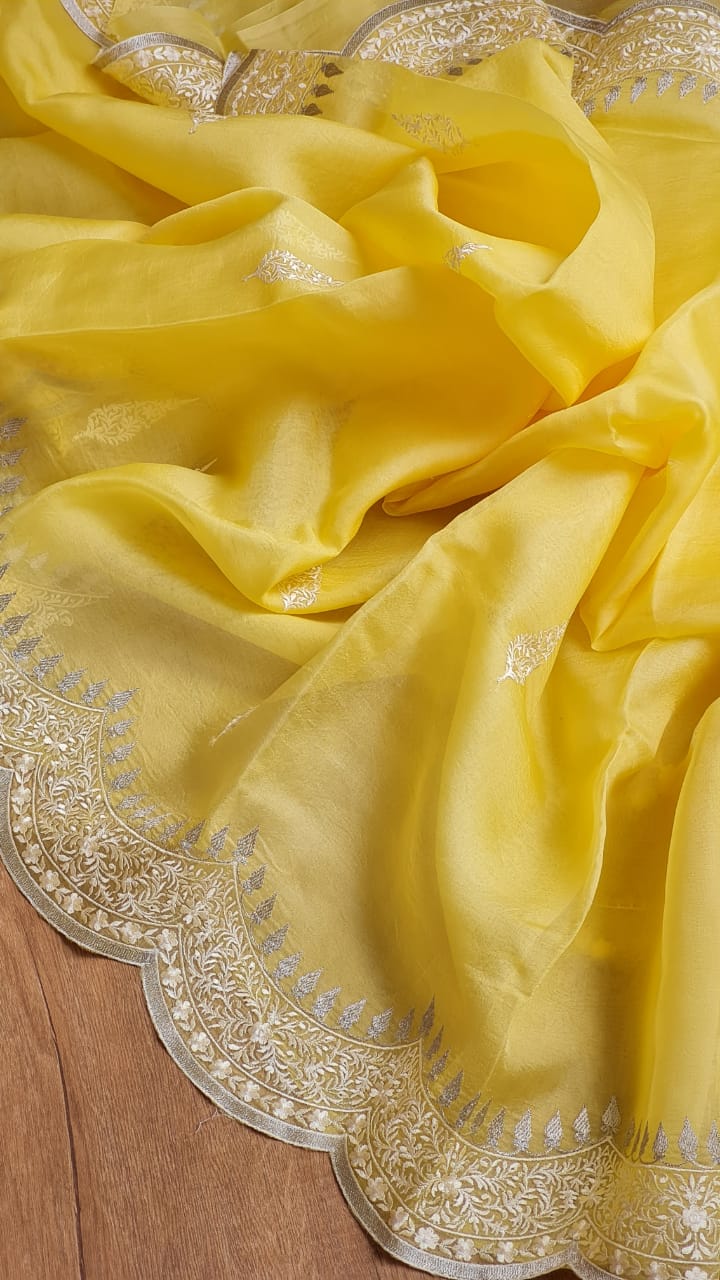 Yellow Organza Saree with Embroidery Scallop Border