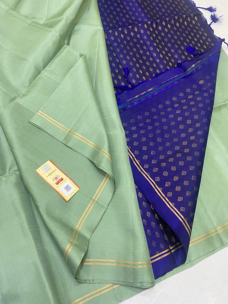 Pastel Green Plain Soft Silk Saree with Contrast Designer Pallu & Blouse