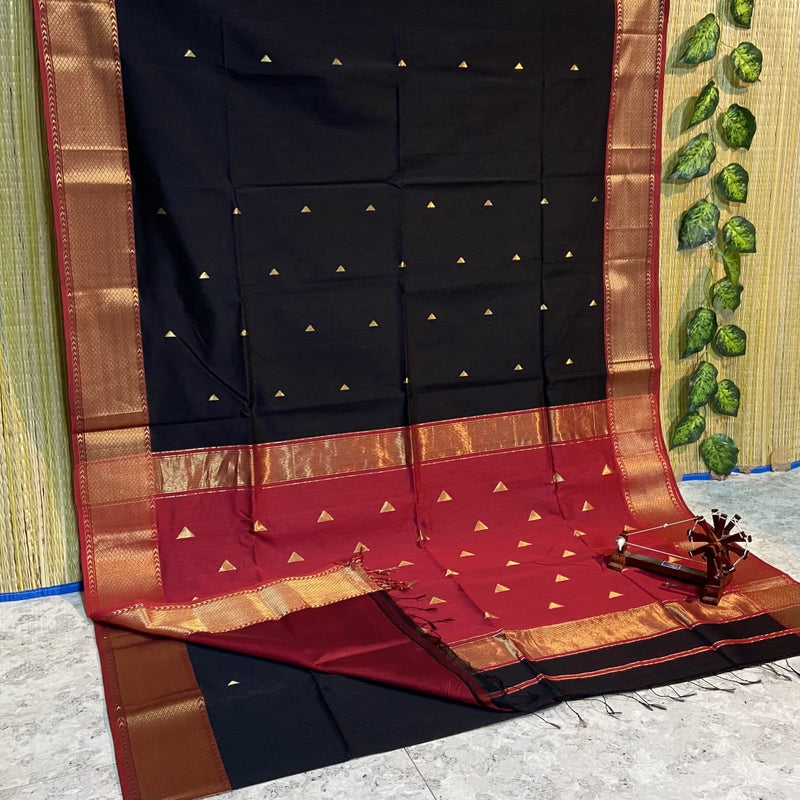 Maheshwari Silk Cotton Triangle Butta Sarees