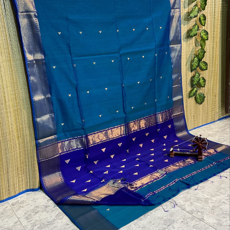 Maheshwari Silk Cotton Triangle Butta Sarees