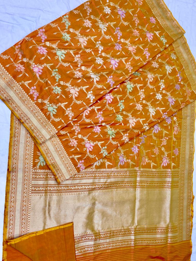 Catalogue - Pure Banasras Handloom Katan Khadiyal Meenedar Jangla Saree