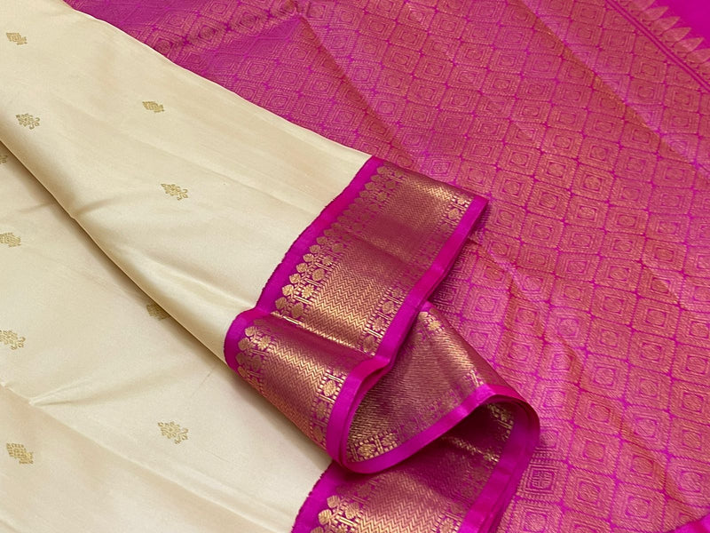 Half White Korvai Kanchipuram Pure Silk Saree