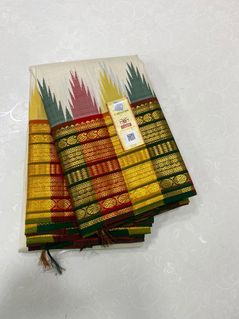 Half White Traditional Korvai Temple Border Handloom Kanchipuram Silk Saree