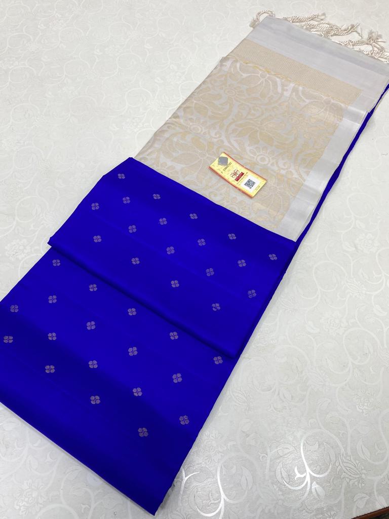 1000 Butta Borderless Soft Silk Sarees Collection