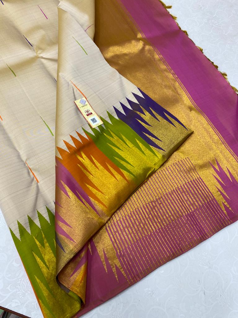 Half White Traditional 8 Kol Seepu Korvai Multicolor Temple Border Handloom Kanchipuram Silk Saree